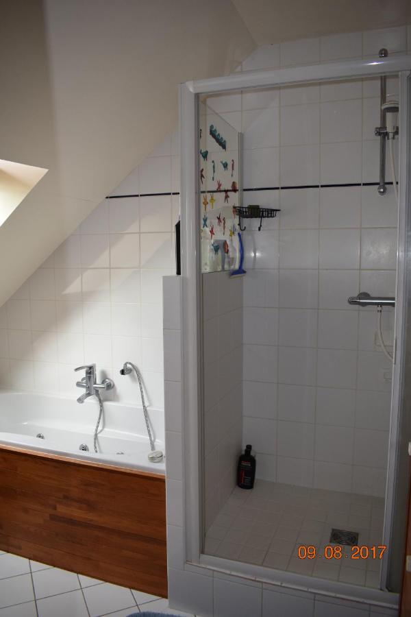 Au Calme Bed & Breakfast Houssay  Екстериор снимка