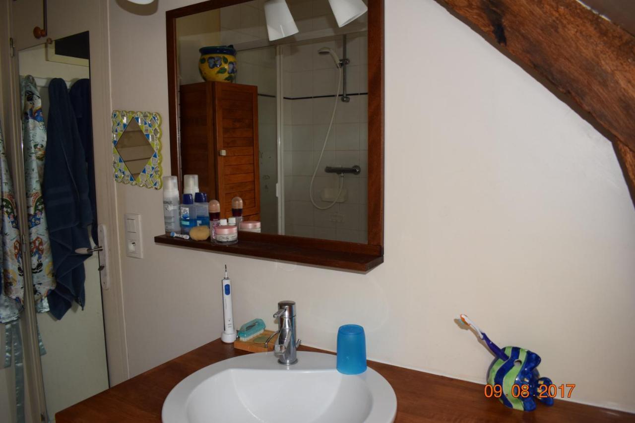 Au Calme Bed & Breakfast Houssay  Екстериор снимка